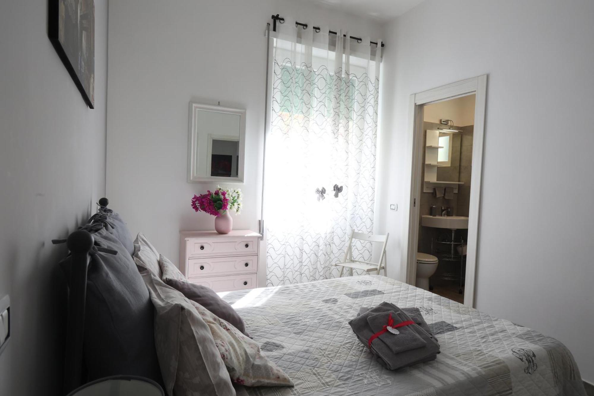 Pietro'S House Apartment Rome Bagian luar foto