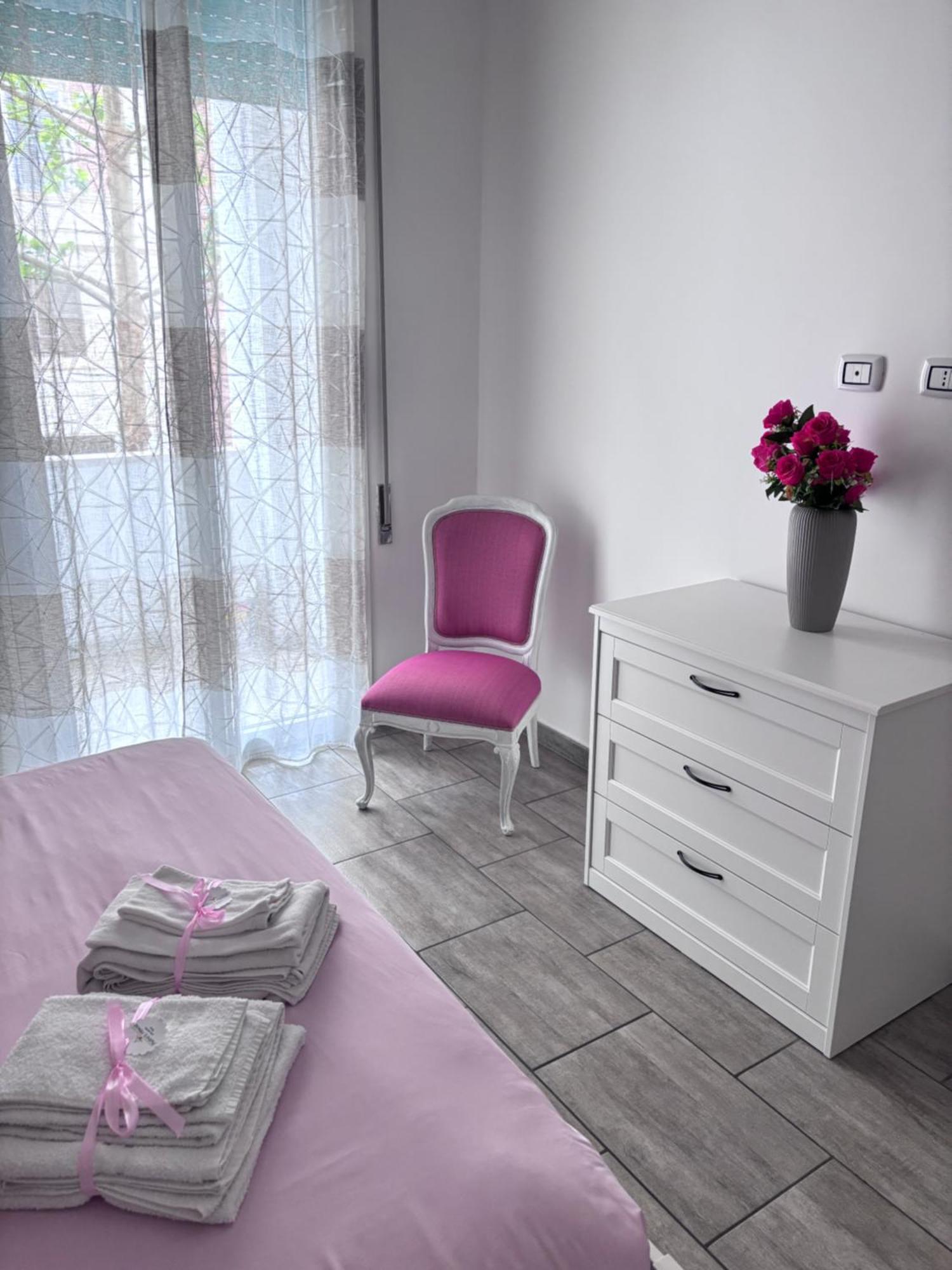 Pietro'S House Apartment Rome Bagian luar foto