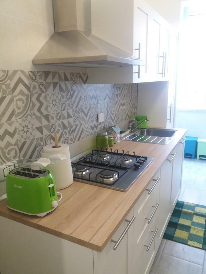 Pietro'S House Apartment Rome Bagian luar foto